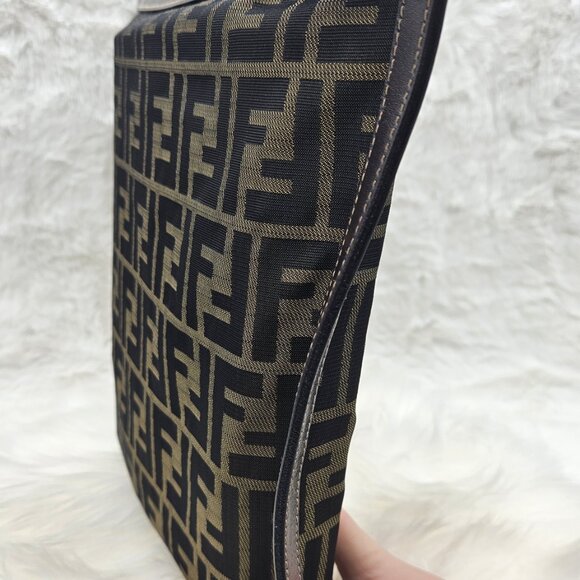 FENDI Zucca Pattern FF Clutch - Picture 7 of 17